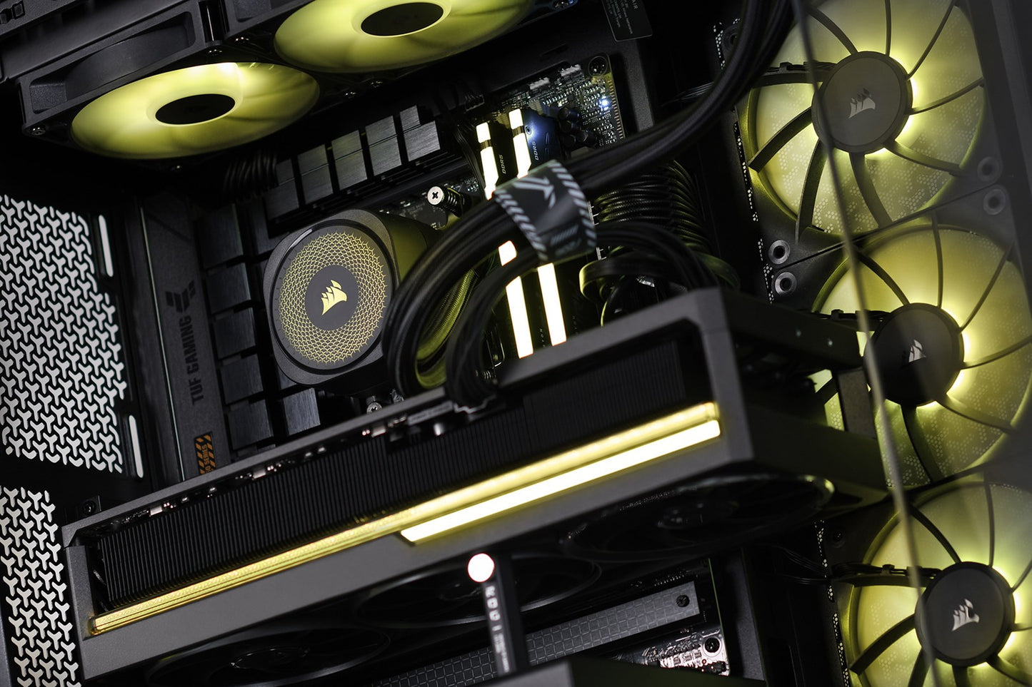 Actina iCUE 7900X/32GB/2TB/RTX5070Ti/850W