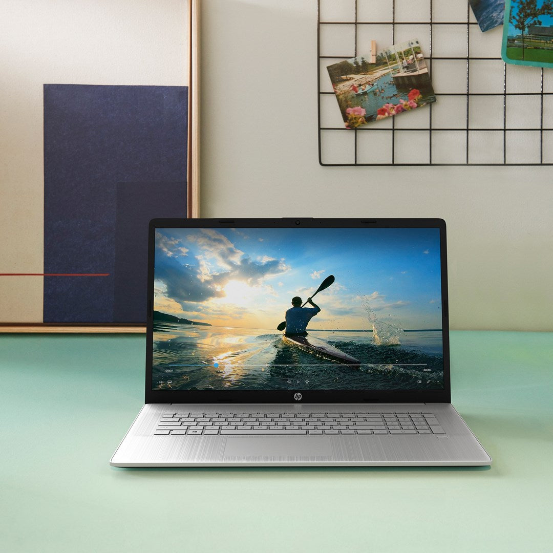 HP 17-cp3114nw Ryzen 7 7730U 17,3"FHD AG IPS 250nits 16GB DDR4 SSD512 Radeon RX Vega 8 Cam720p 41Wh Win11 2Y Natural Silver