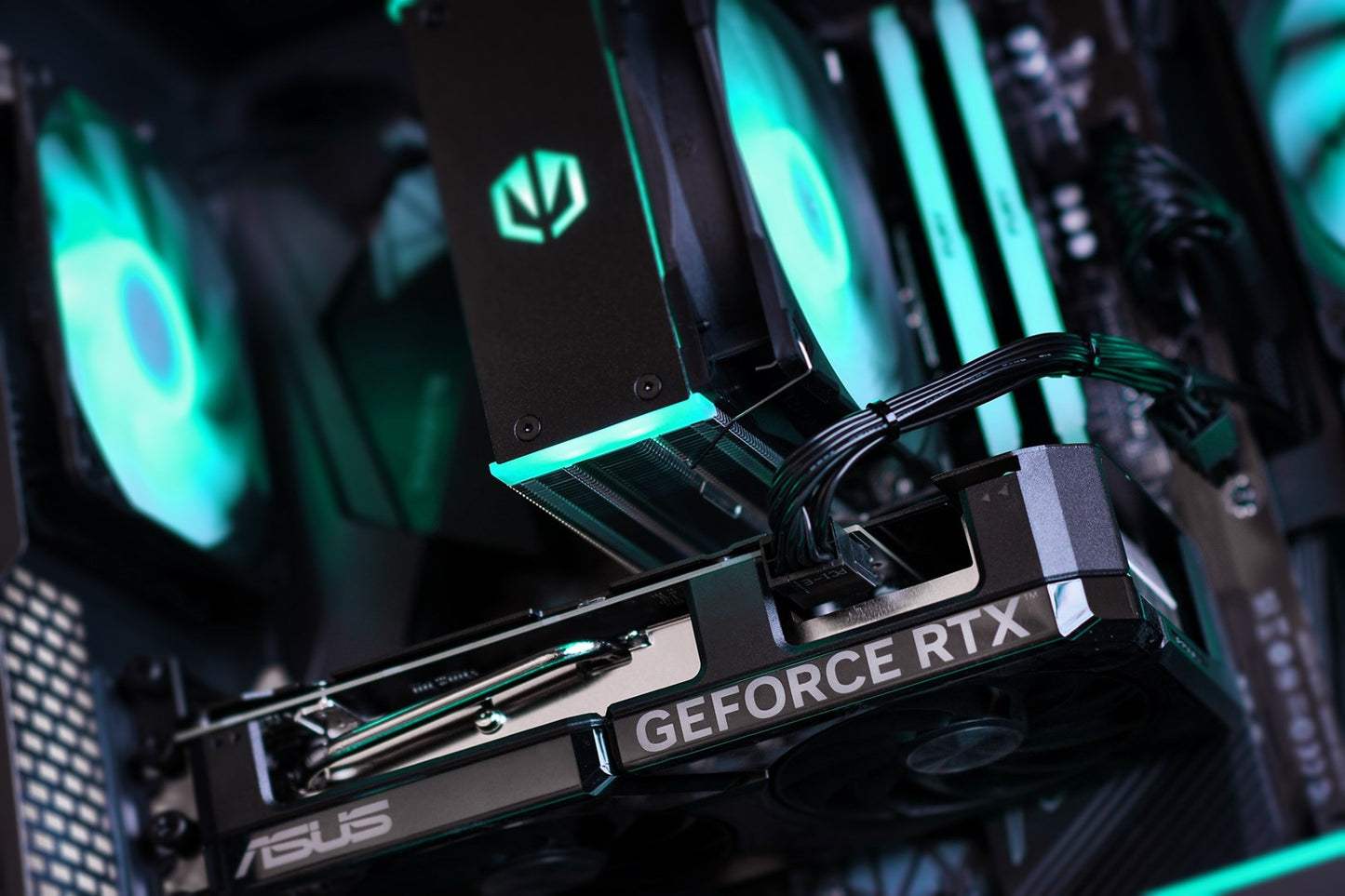 Actina View 7500F/16GB/500GB/RTX5060/650W