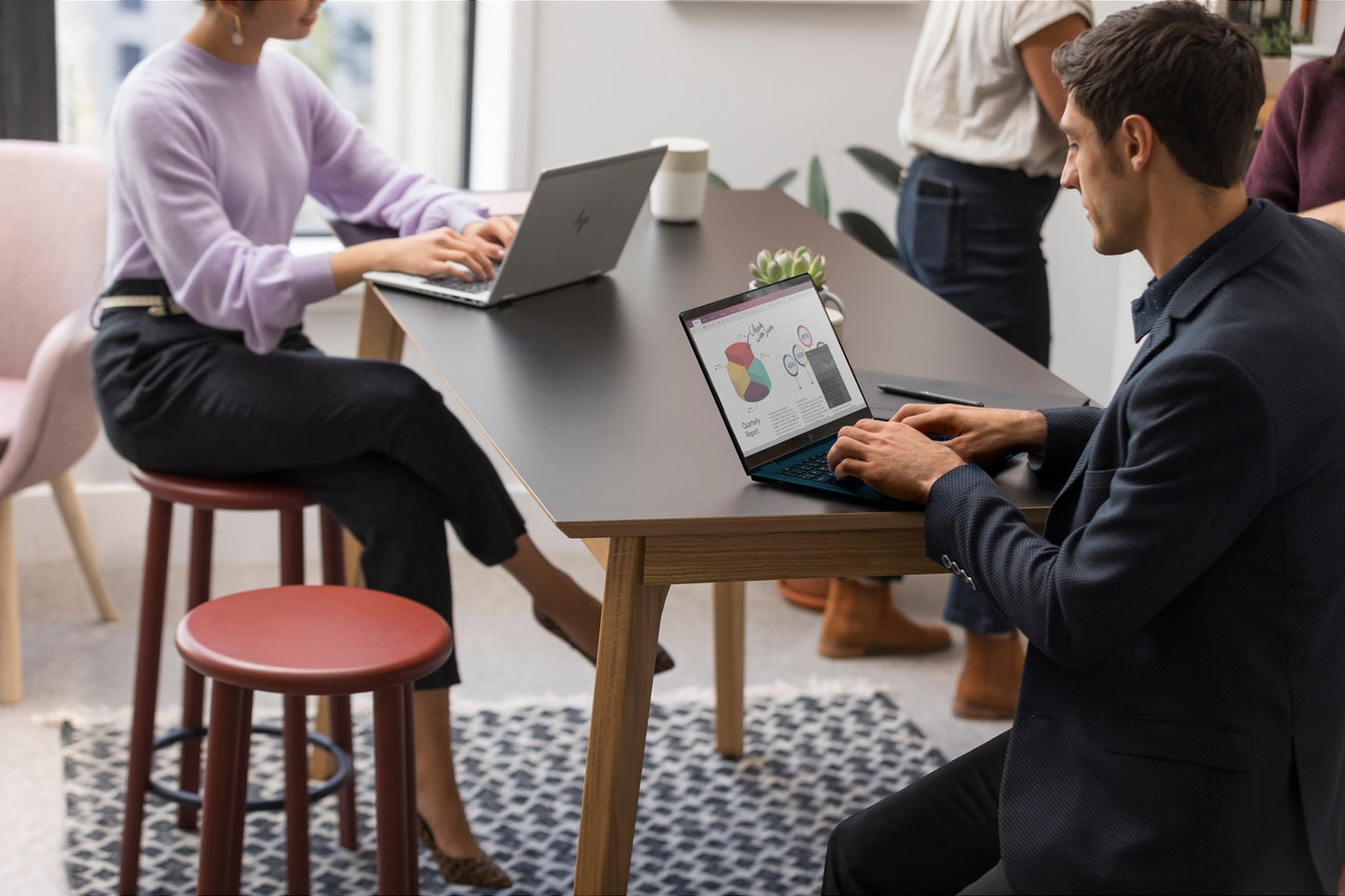 HP EliteBook 860 G11 Ultra 7 155U 16"WUXGA IPS AG 1000nits Sure View Refect 16GB DDR5 SSD512 Intel Arc Cam 5MPx 76Wh W11Pro 3Y OnSite