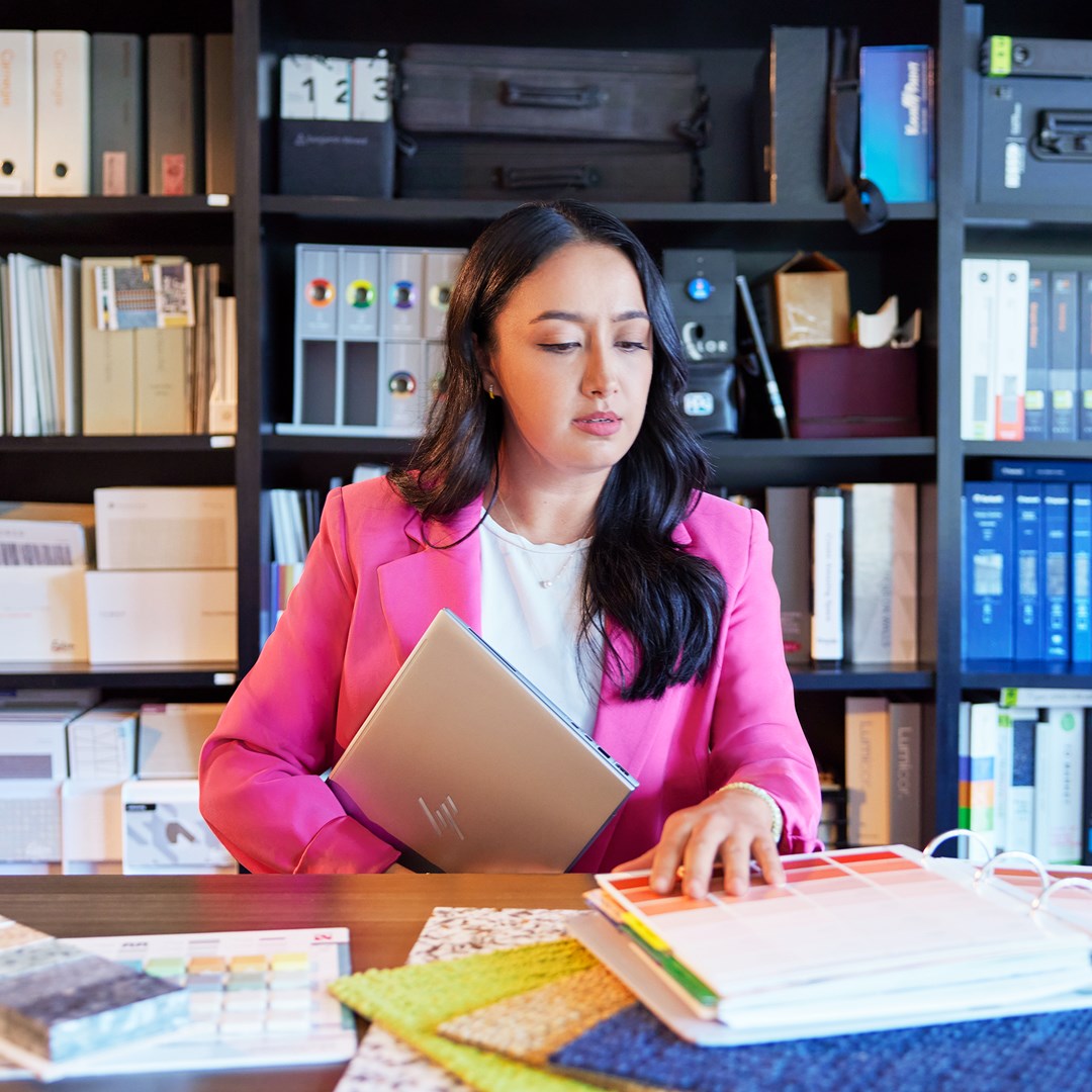 HP ZBook Firefly 14 G11 Ryzen 5 PRO 8640HS 14.0"WUXGA IPS LBL 400nits AG 16GB SSD1TB Radeon 760M Cam 5MPx 56Wh W11Pro 3Y OnSite