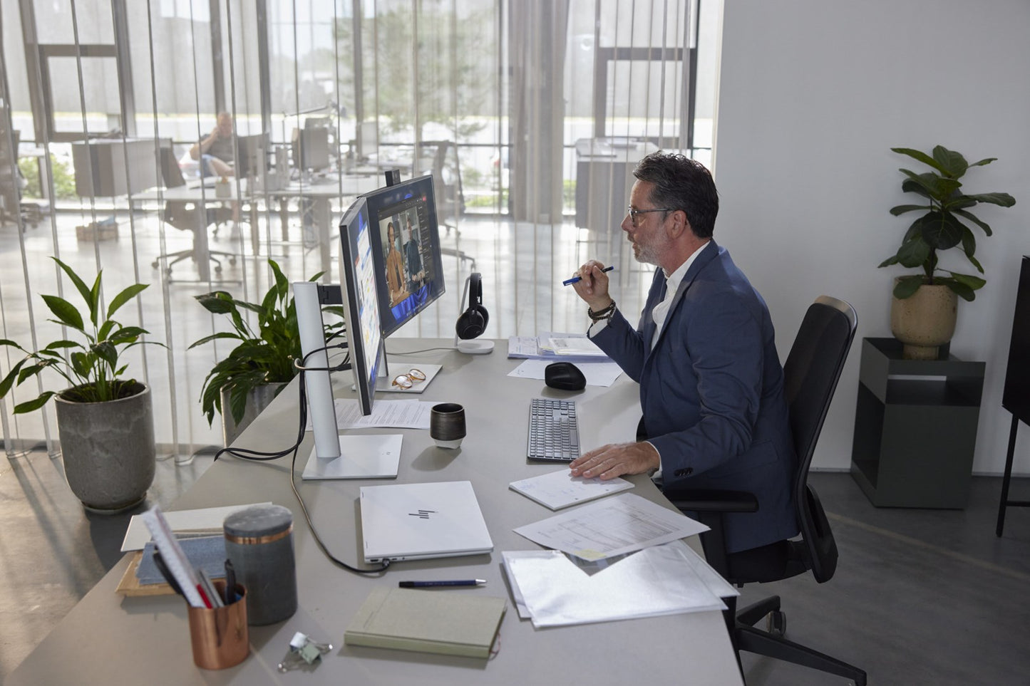 HP EliteBook 1040 14” G11 Ultra 7 155H 14.0"2.8K IPS OLED 400nits AG 32GB LPDDR5x-7500 SSD1TB Intel Arc W11Pro 3Y OnSite