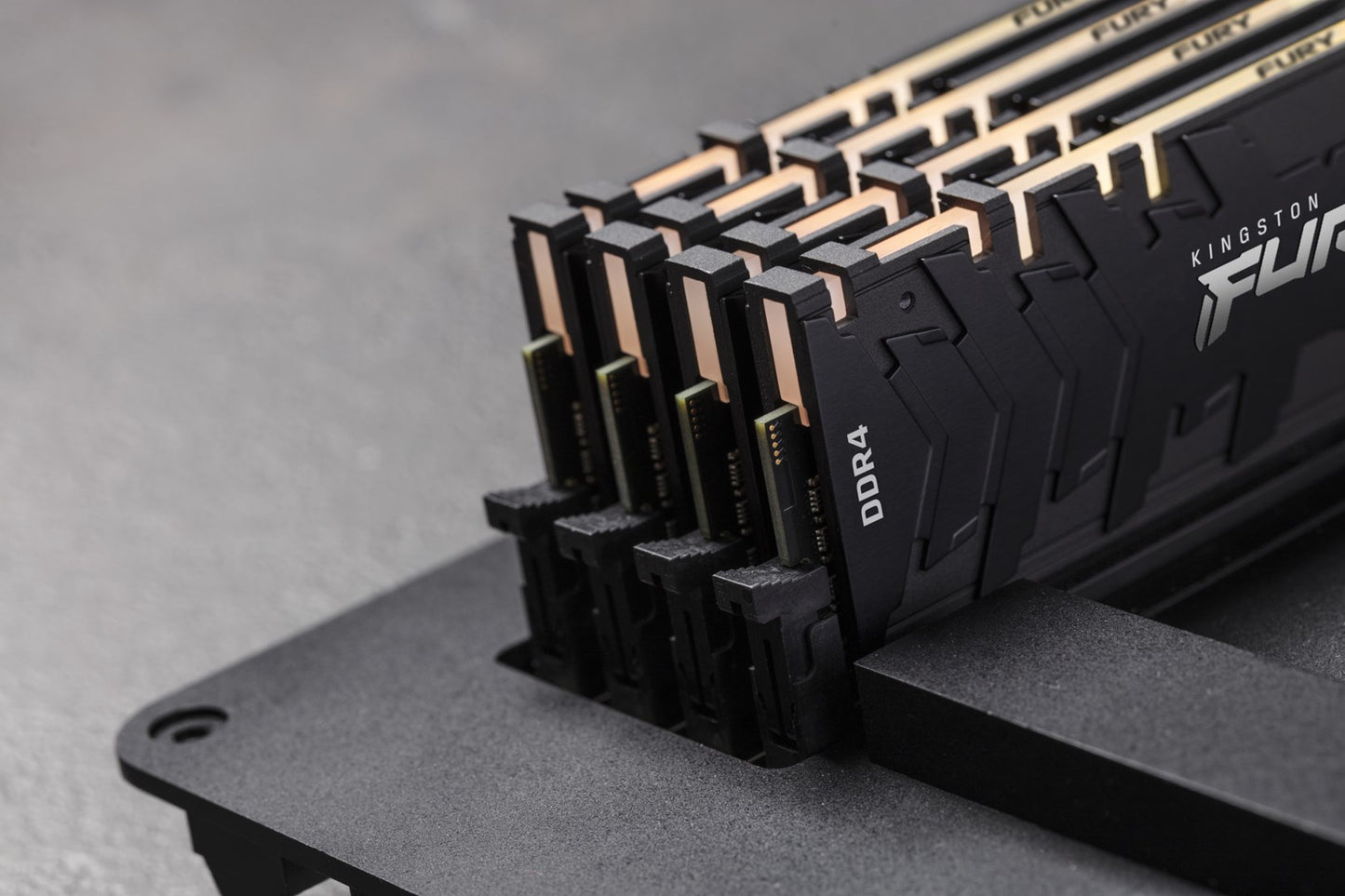KINGSTON DDR4 16GB 4000MT/s CL19 DIMM FURY Renegade RGB