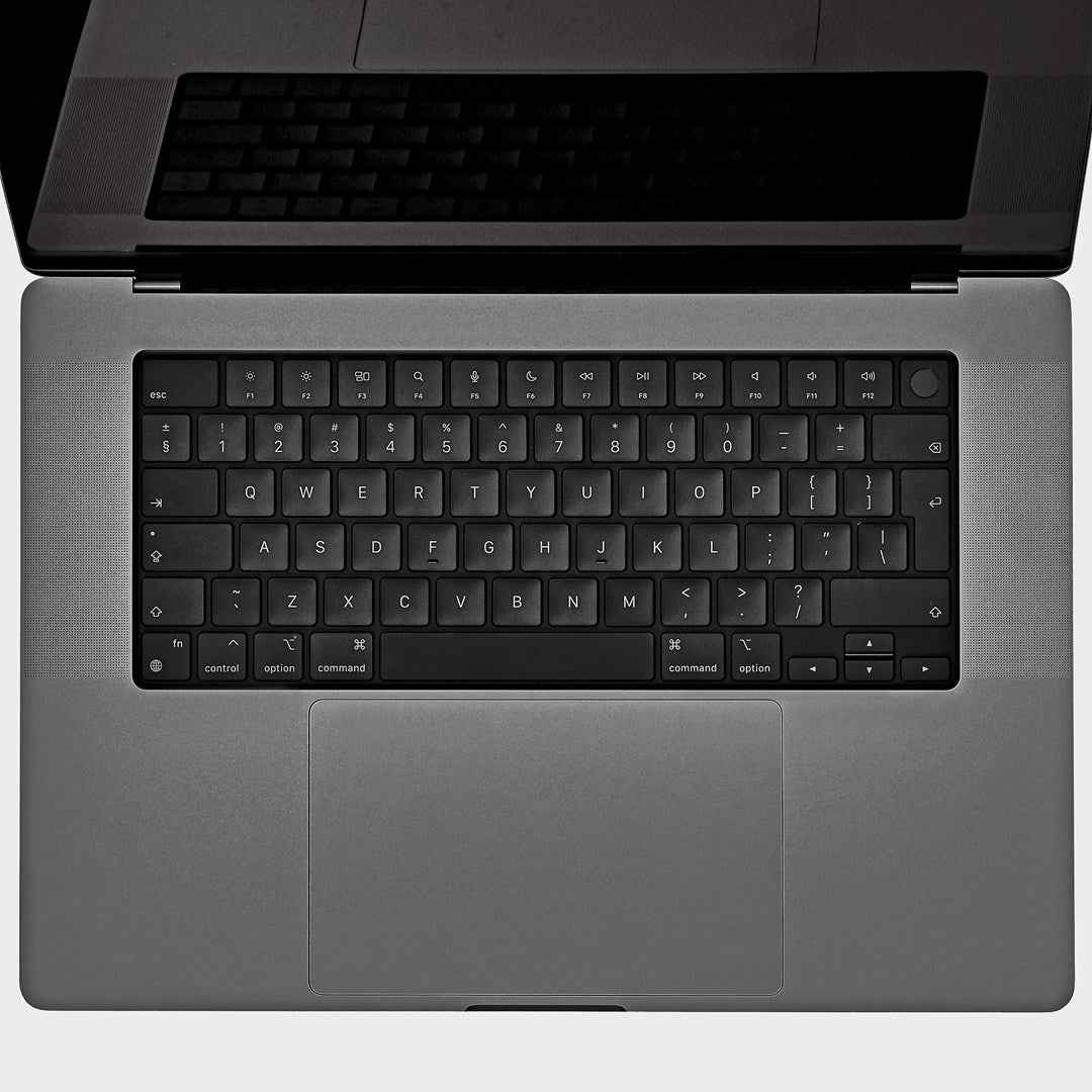 Apple 16-inch MacBook Pro: Apple M4 Max chip with 14-core CPU and 32-core GPU, 36GB, 1TB SSD - Space Black